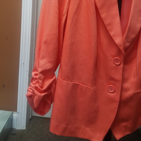 Jacket - Picture 2 of 3